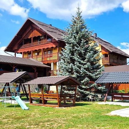Casa de Vacanta Silvia Mînăstirea Humorului Exterior foto