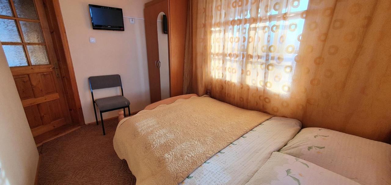 Casa de Vacanta Silvia Mînăstirea Humorului Exterior foto