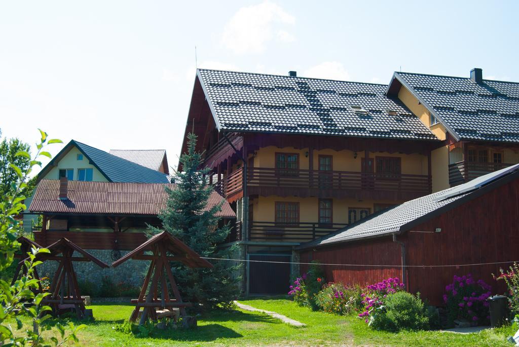 Casa de Vacanta Silvia Mînăstirea Humorului Exterior foto