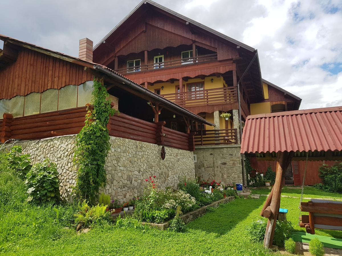Casa de Vacanta Silvia Mînăstirea Humorului Exterior foto